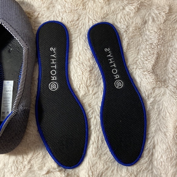 Like new Rothy’s cloud grey Birdseye round toe shoes - Picture 14 of 14